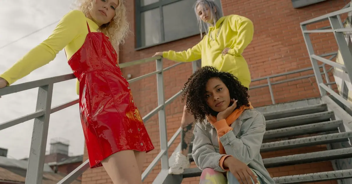 Les tendances mode féminine à adopter cette saison