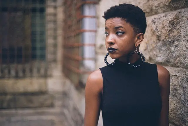 Les tendances incontournables de la mode féminine à connaître